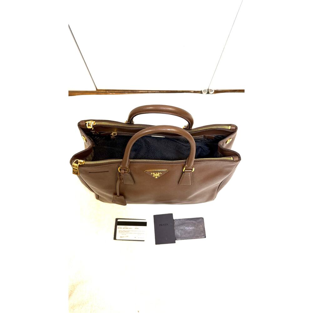 Prada Galleria Saffiano leather Large bag - Picture 7 of 12